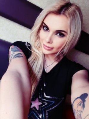 Транссексуалка Лана